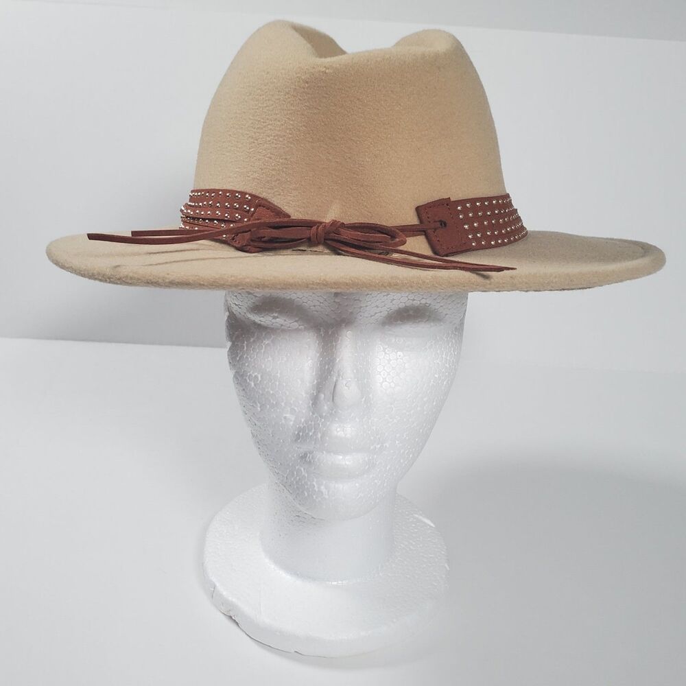 Time and Tru Wide Brim Hat One Size Camel Tan Felt Studded Non-Leather Tie